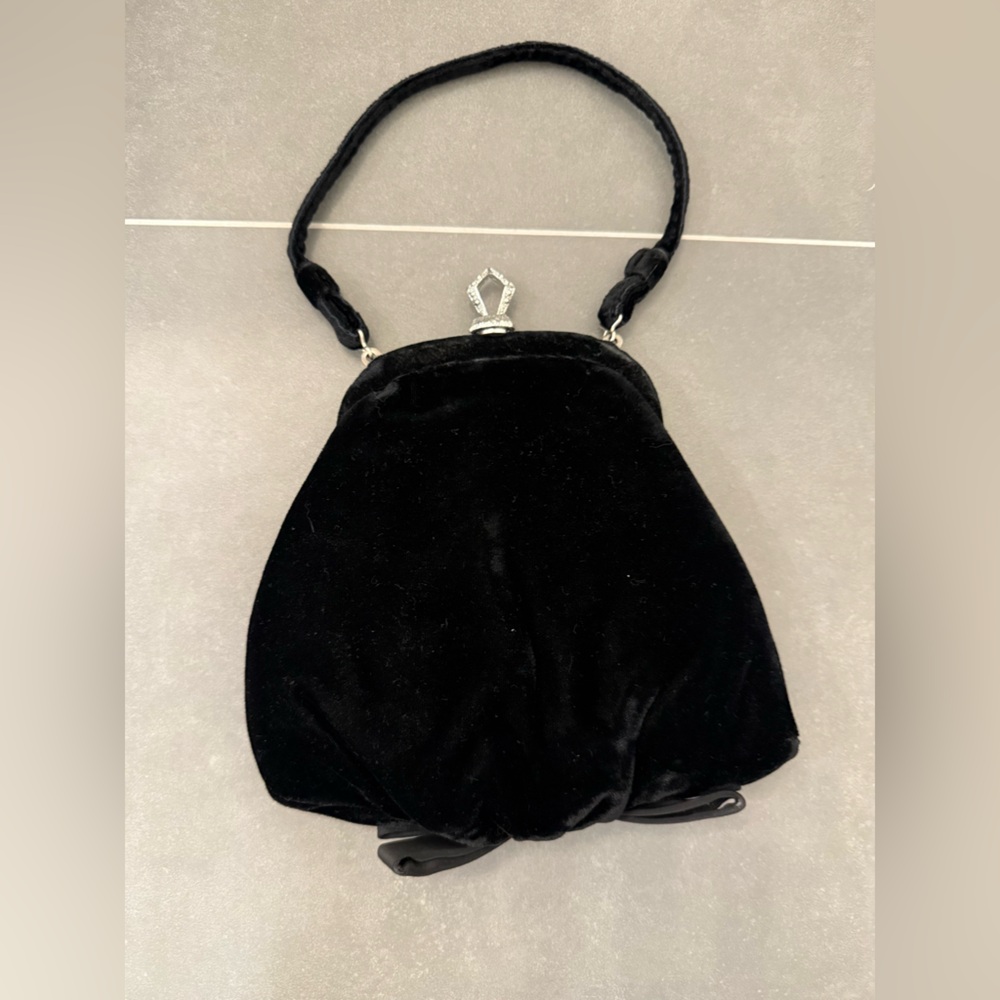 Elegant Vintage Black Velvet Hand Bag with Adorable Bow Details